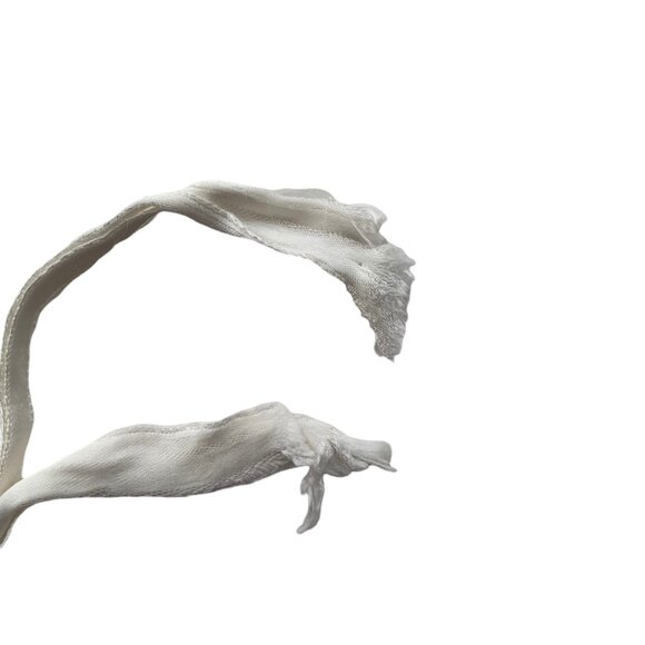 Vintage Baby Heirloom Lace Floral Embroidered Bonnet - Picture 7 of 9